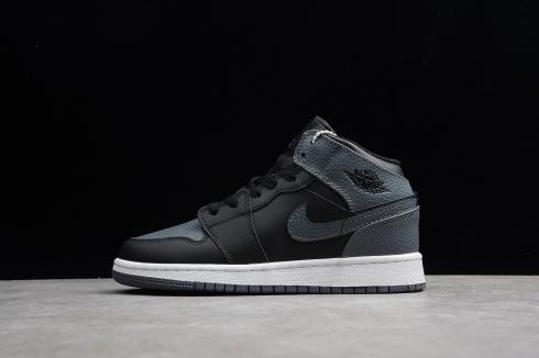 black nike air jordan 1