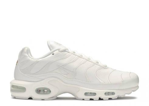 nike air max plus tn triple white