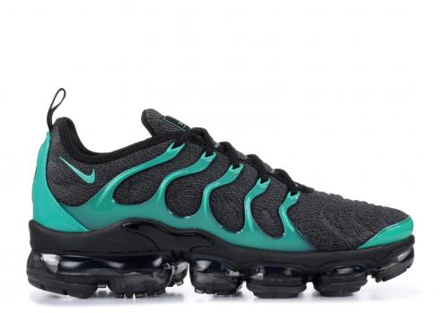 vapormax plus black and green