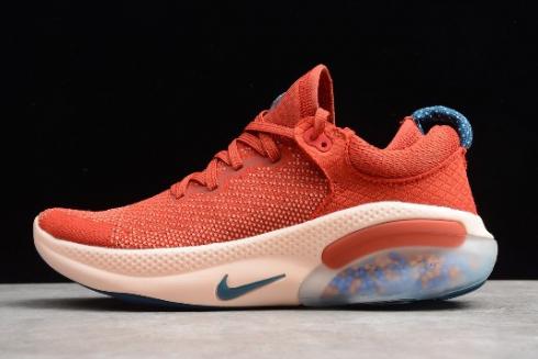 nike flyknit running shoes 2019