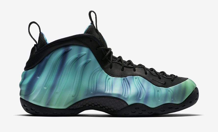 green glow foamposites