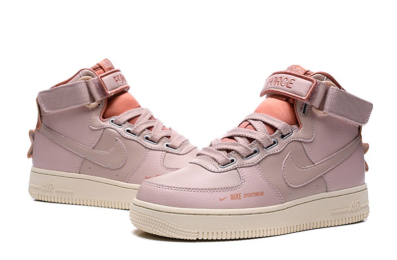nike utility pink