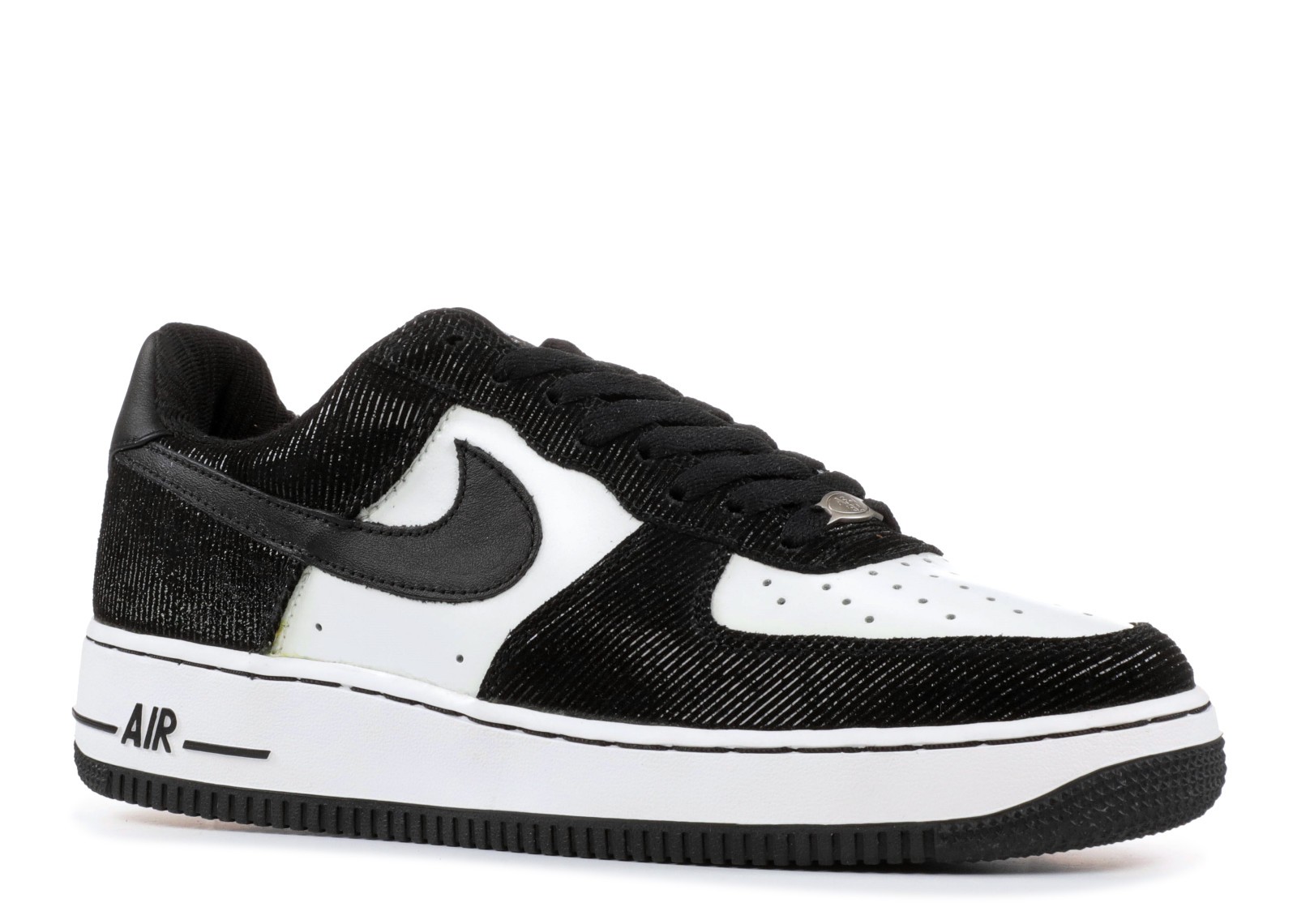 nike dunk low tuxedo