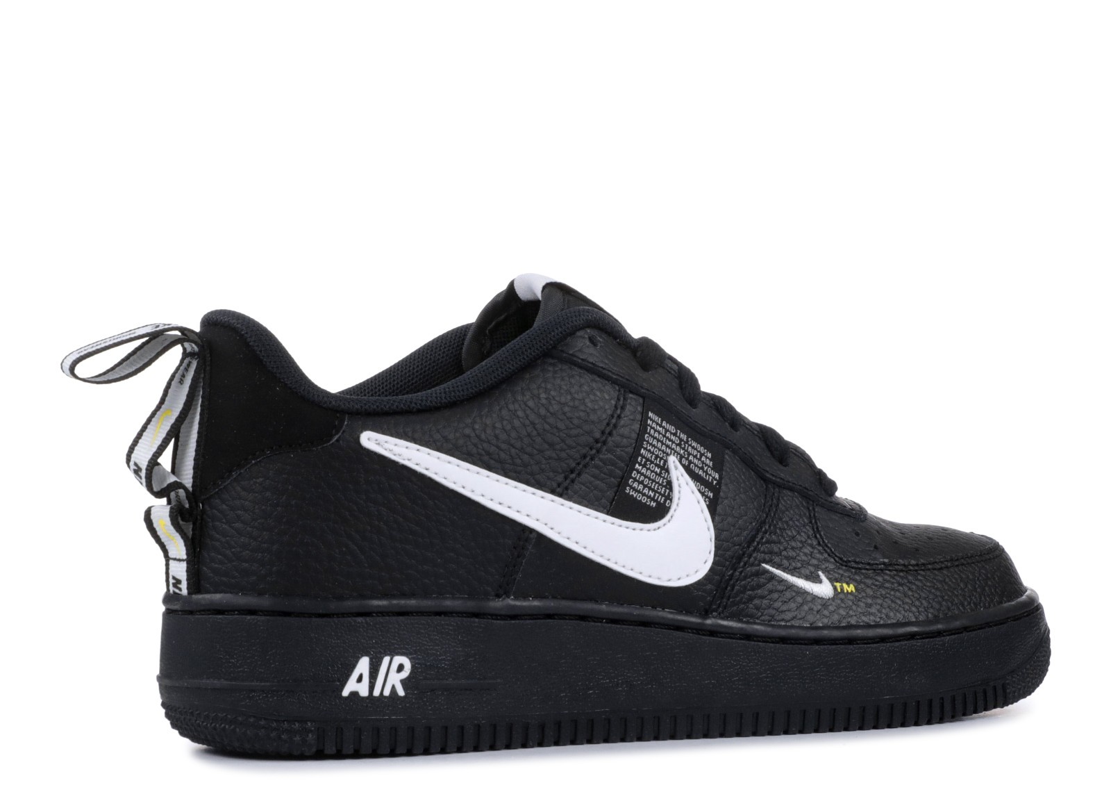 nike air force utility 1 black