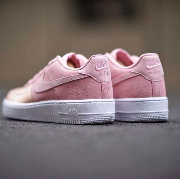 air force 1 pink gum sole