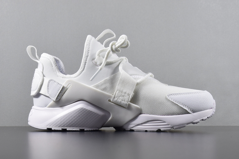 NIKE AIR HUARACHE CITY LOW WOMENS STYLE : AH6804