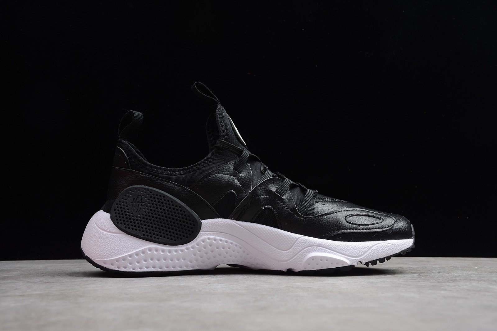 Nike Air Huarache Edge TXT Black White AV3598-001 - Febbuy