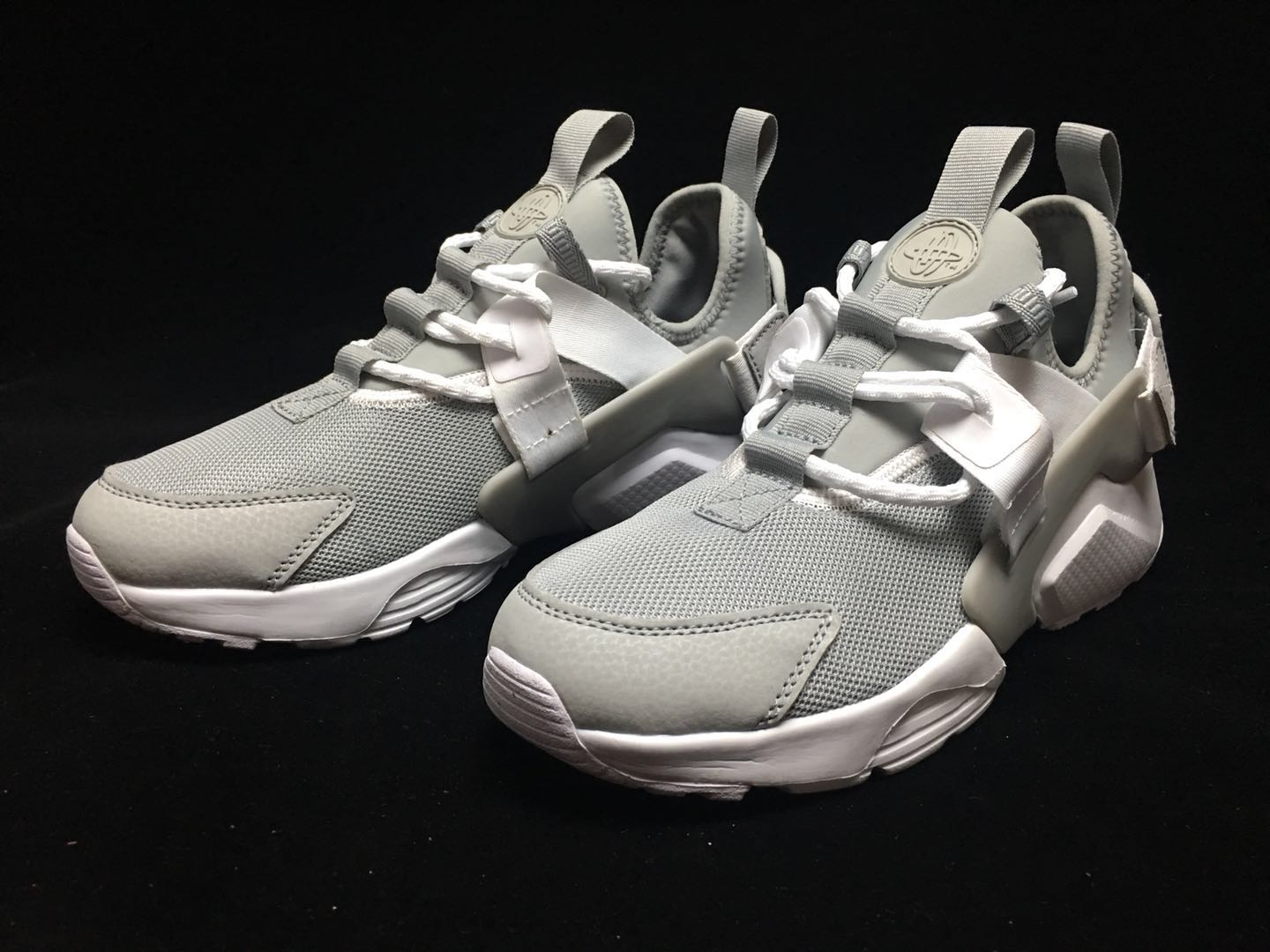 NIKE AIR HUARACHE RUN ULTRA BR Unisex Running Grey White - Febbuy