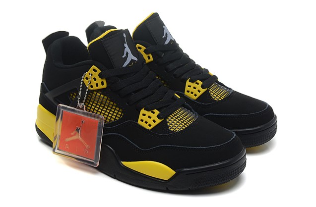 jordan 4 yellow and black outfit