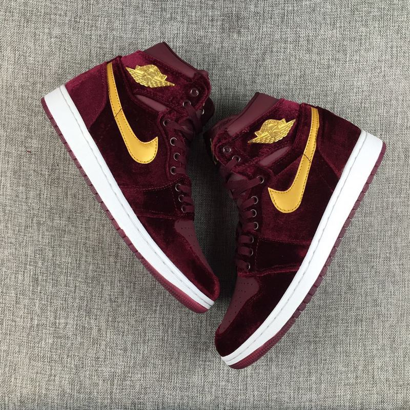 nike air jordan maroon