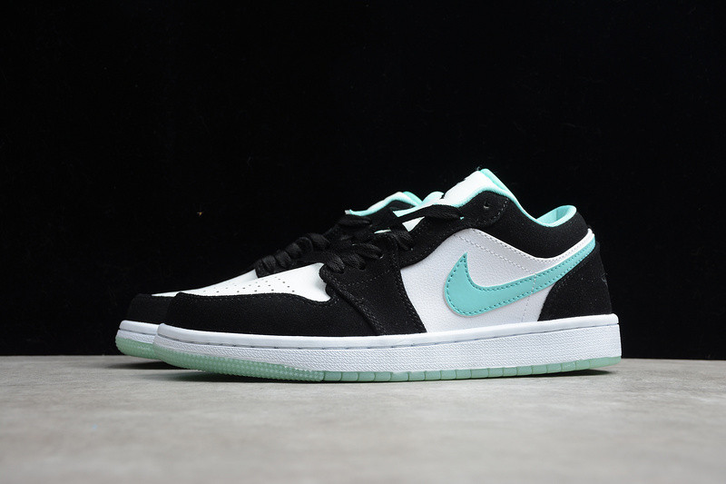 air jordan low white black