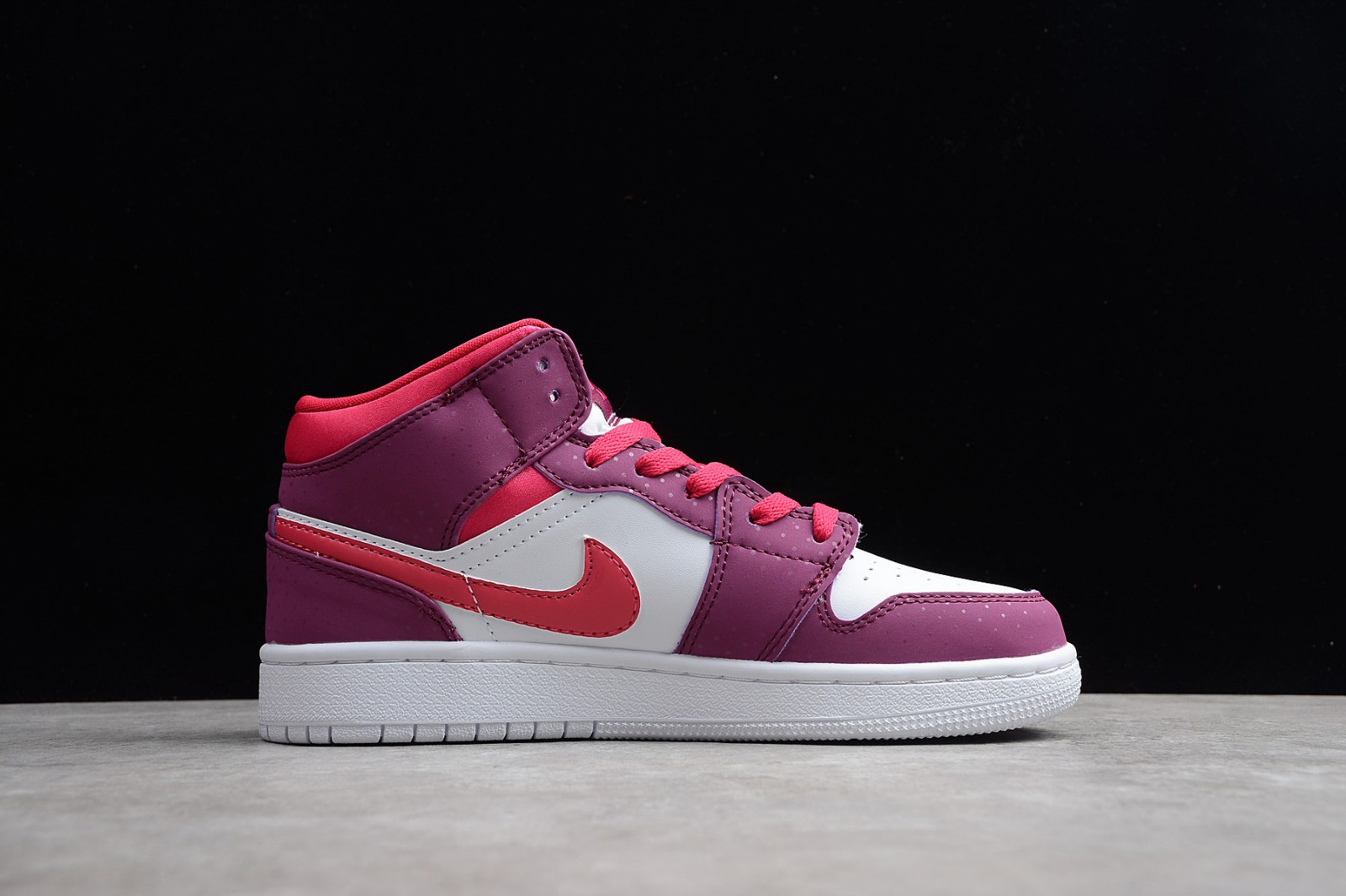 Nike Air Jordan 1 Mid GS True Berry Rush Pink 555112-661 - Febbuy