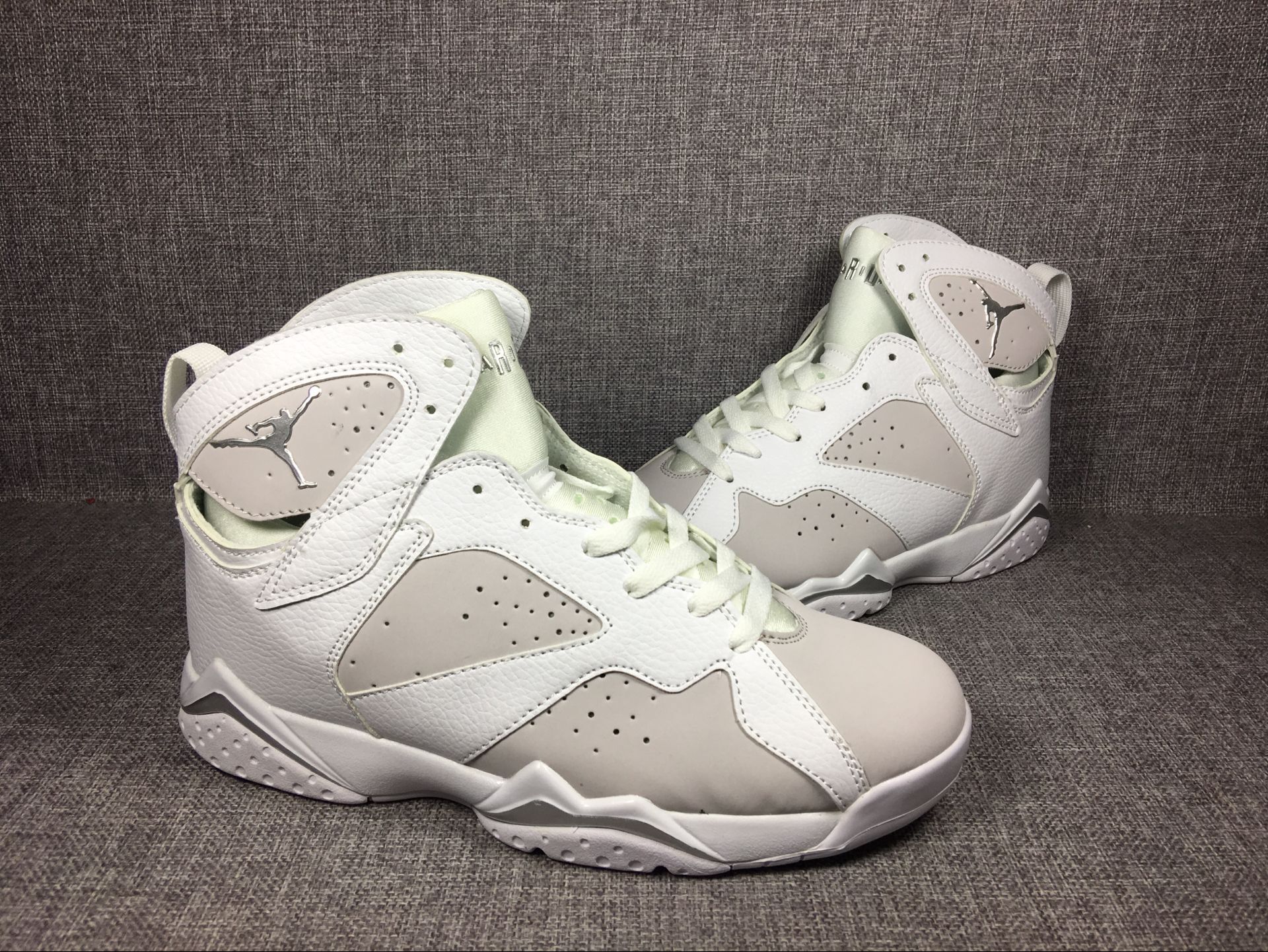 jordans retro 7
