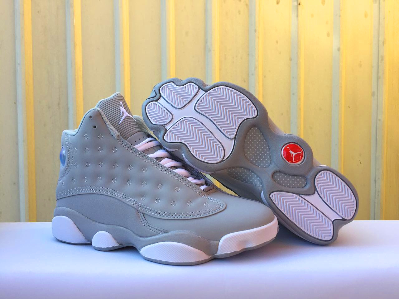 jordan 13 basketball shoes