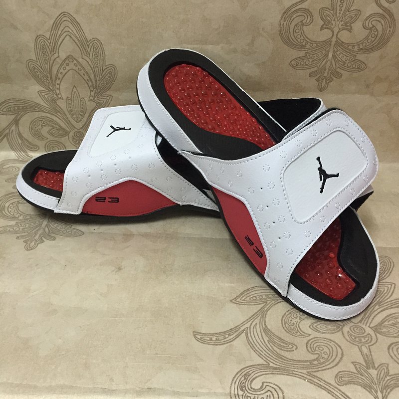 sport slippers nike