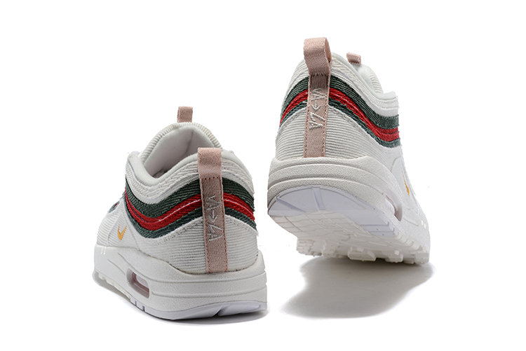 do the air max 97 run small
