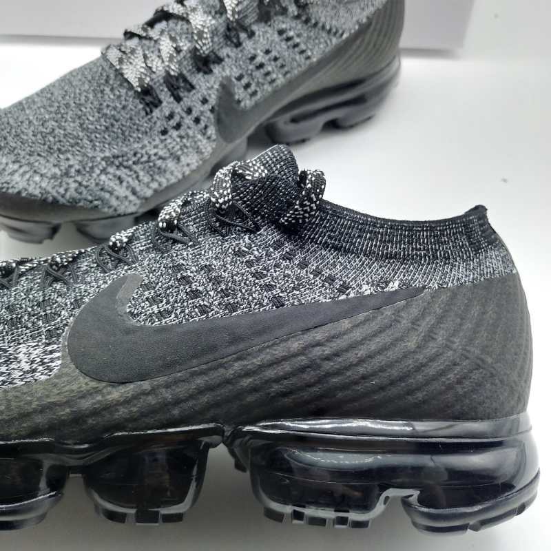 vapor max flyknit oreo