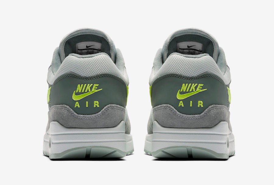nike ah8145 300
