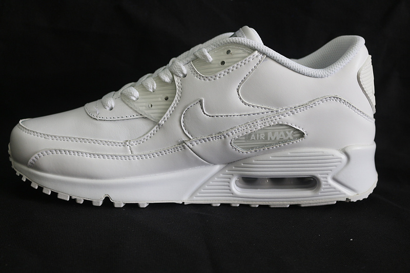 old white nike air max