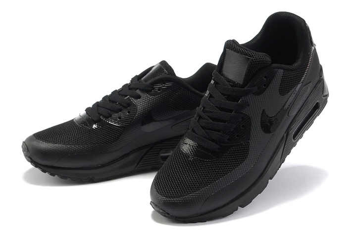 solid black nikes for women