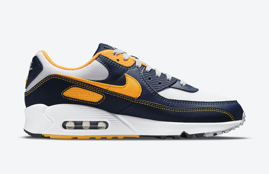 university gold air max 90