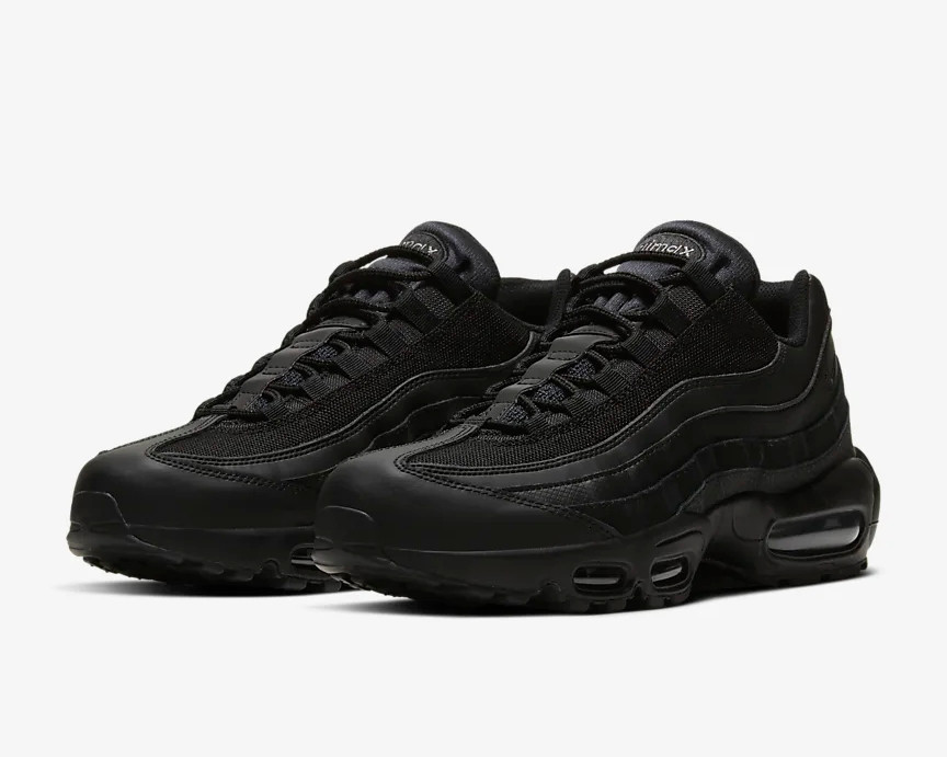 air max 95 essential triple black