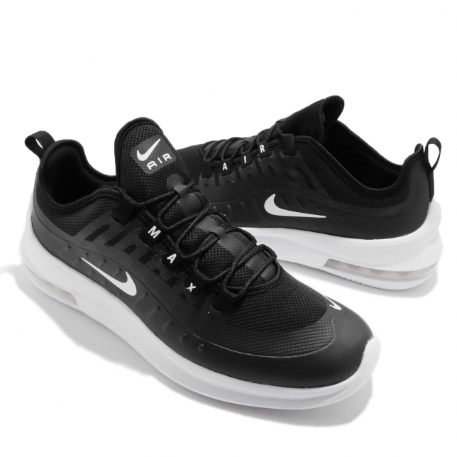nike axis black white