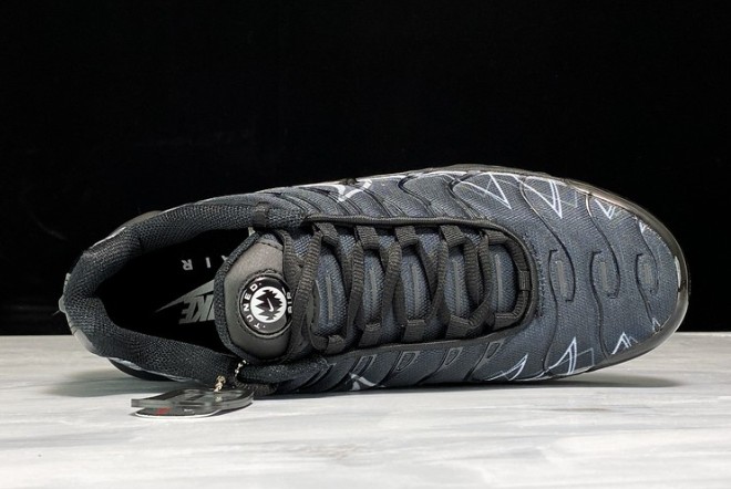 air max plus la requin black
