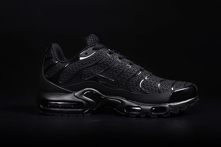 tn trainers size 6