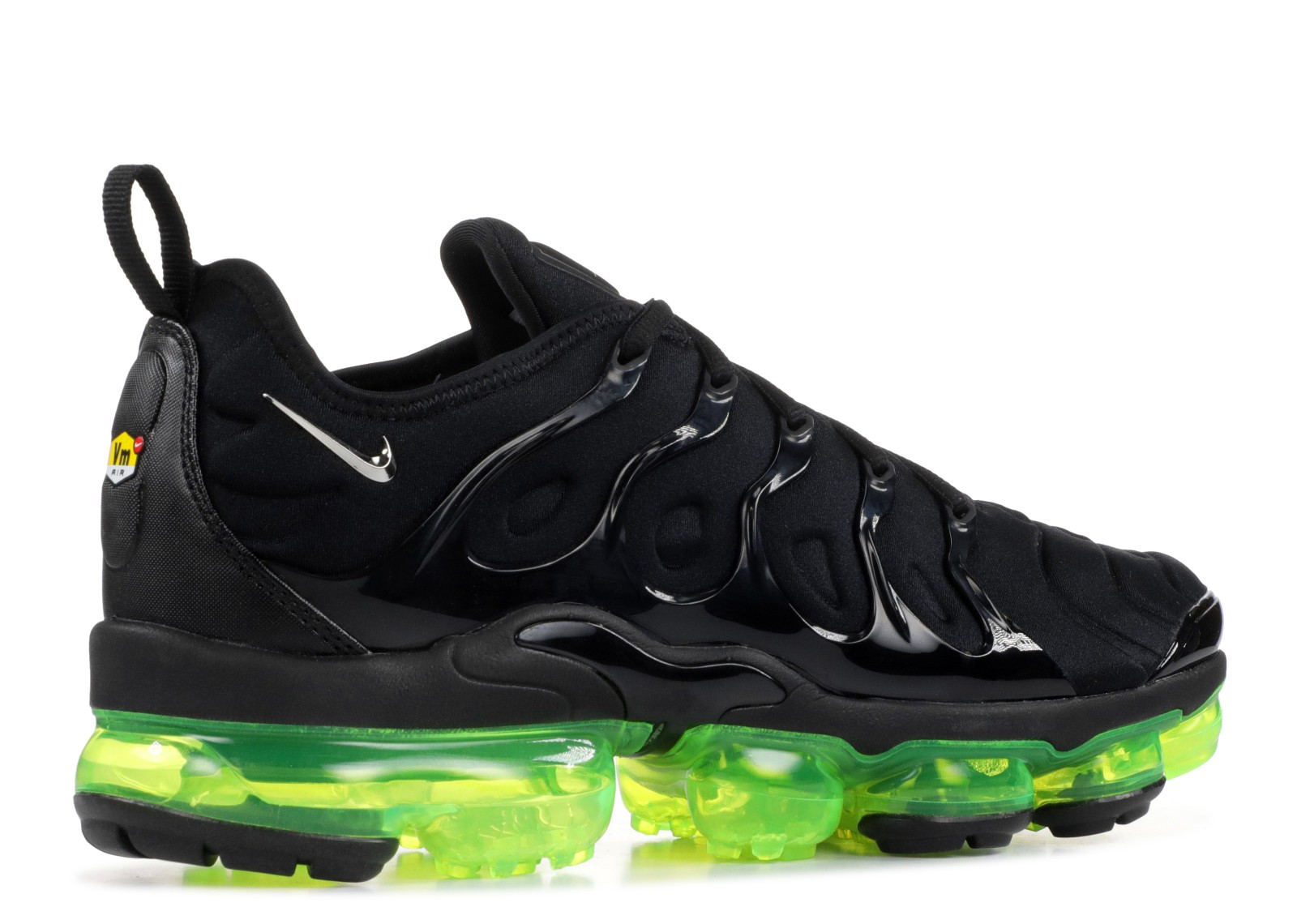 nike vapormax plus junior black