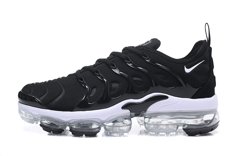 vapor max plus running shoes