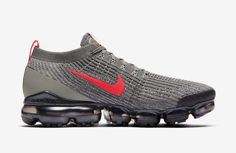 nike air vapormax flyknit 3 iron grey track red