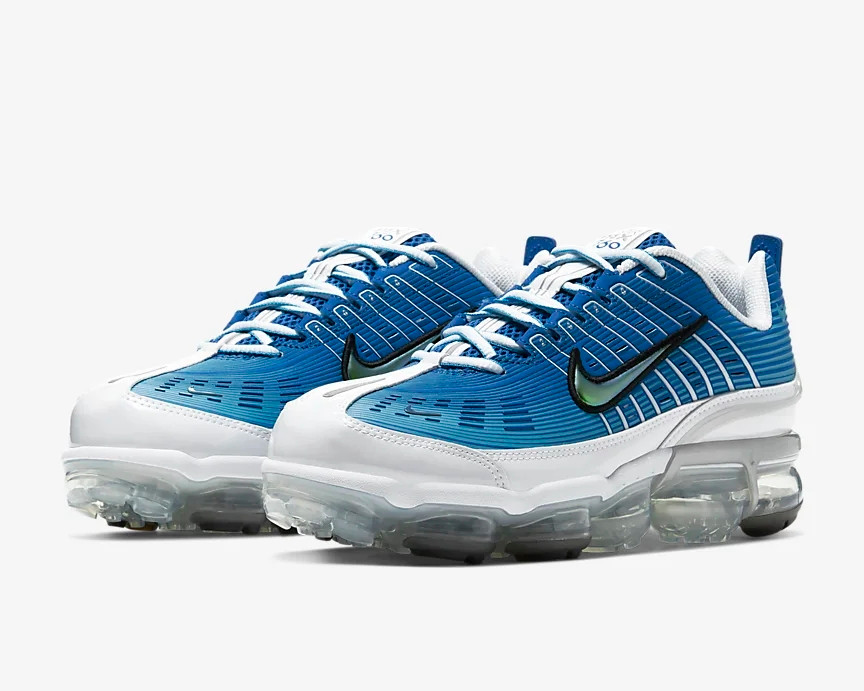 blue and white vapor maxes
