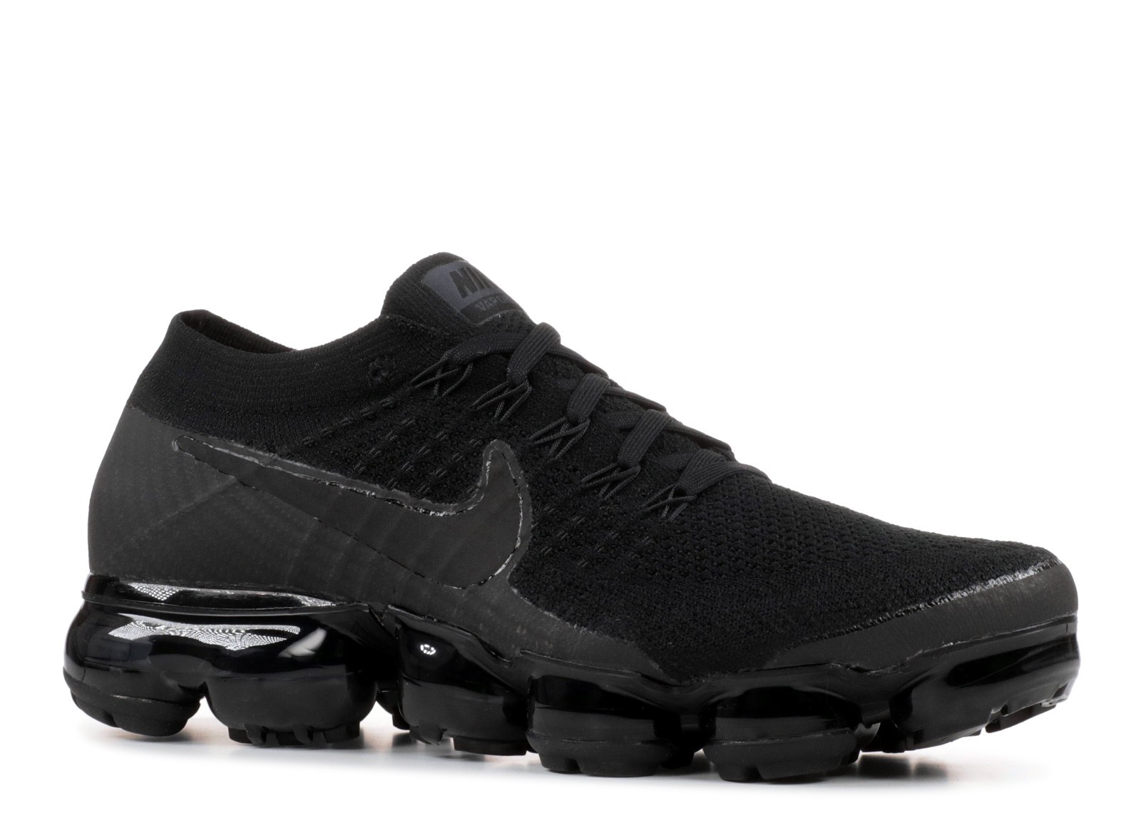nike air vapormax flyknit moc 2 triple black