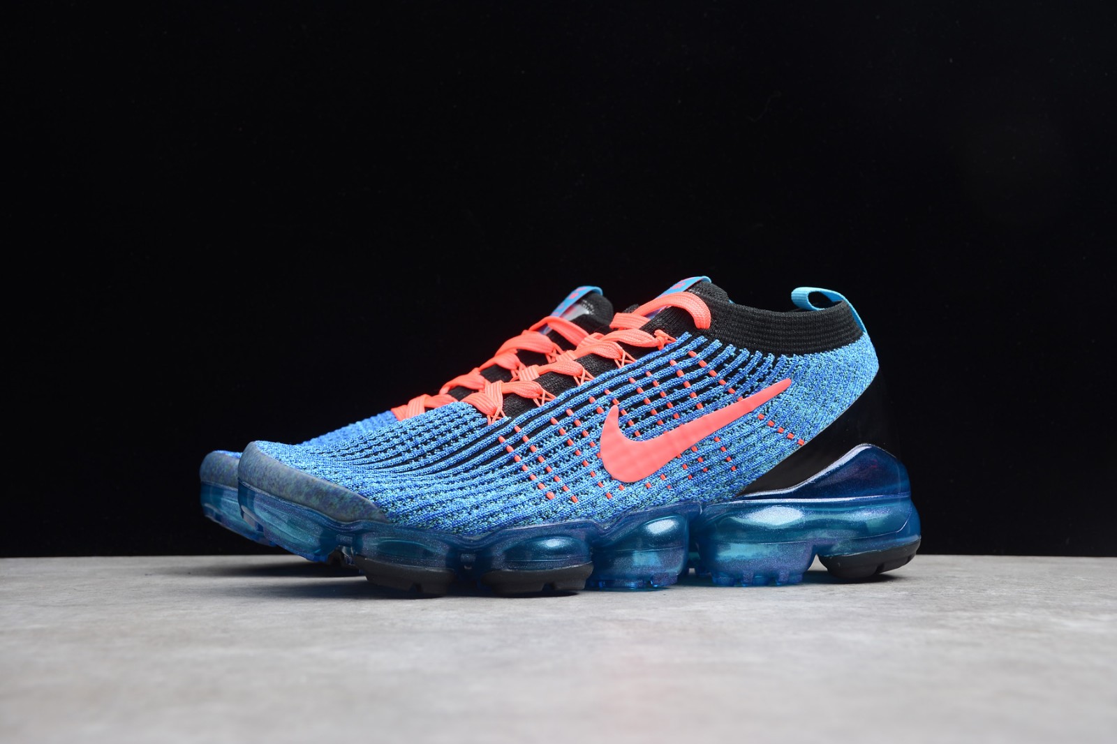 blue yellow orange vapormax