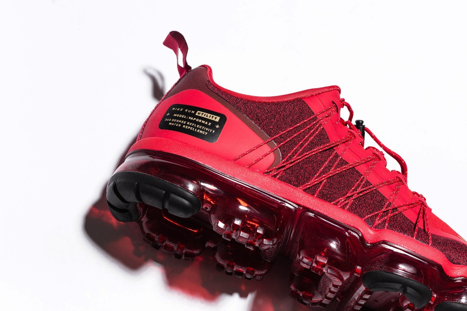 nike vapormax run utility red