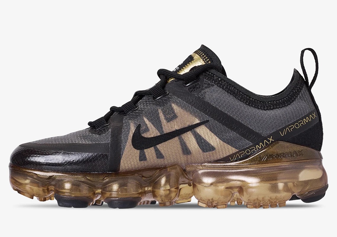 nike running vapormax 2019 trainers in black