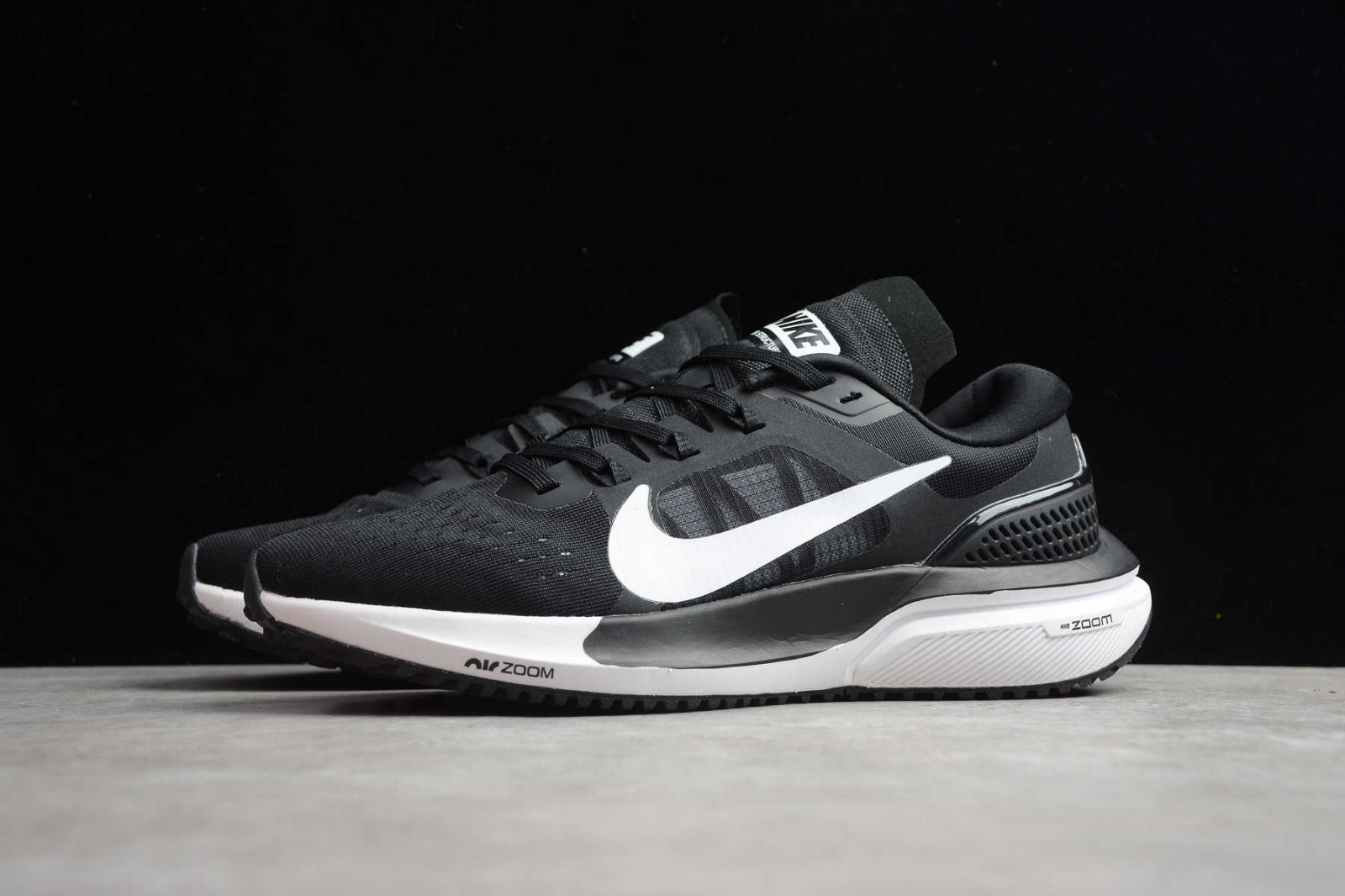 nike zoom vomero 2020