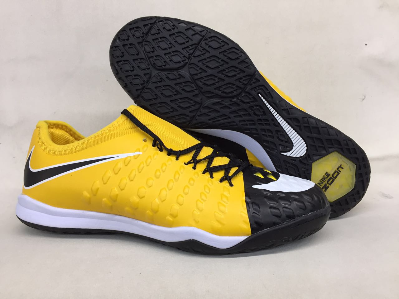 nike hypervenom white and yellow