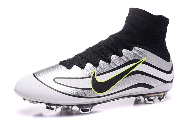 nike r9 silver