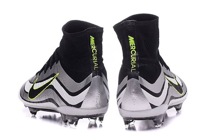 nike r9 silver