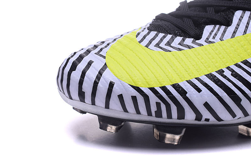 nike zebra football boots