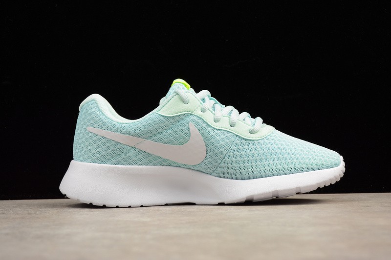 nike mint green sneakers