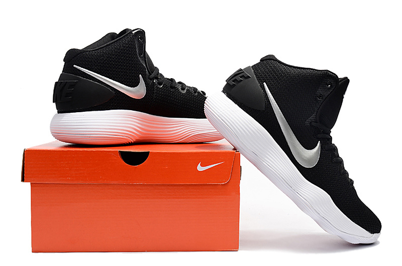 kids hyperdunks