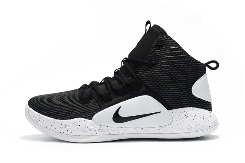 nike zoom hyperdunk 2018