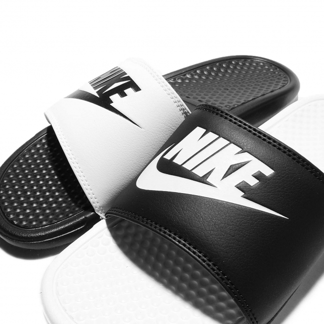 nike benassi mismatch