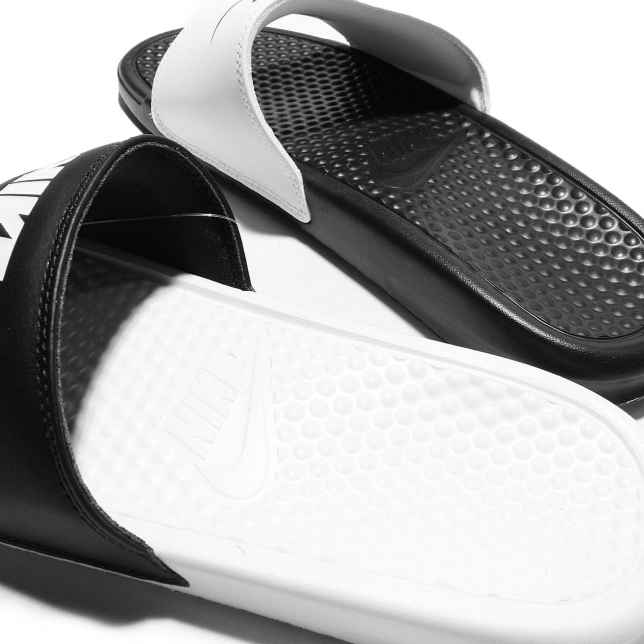 nike benassi jdi mismatch