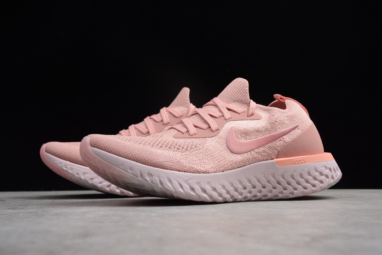 Boty NIKE - Epic React Flyknit 2 BQ8927 600 Pink Tint/Pink Tint/Rust Pink - TrÃ©ninkovÃ© - BÄÅ¾eckÃ¡ 