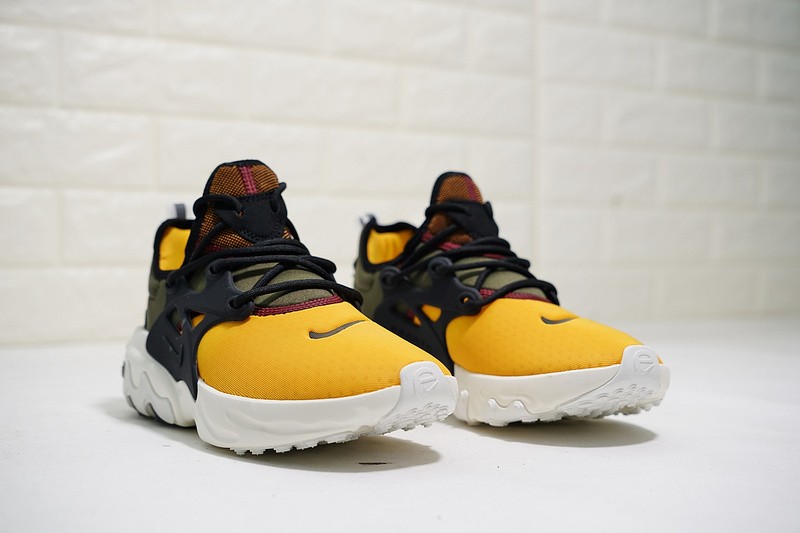 yellow nike presto react