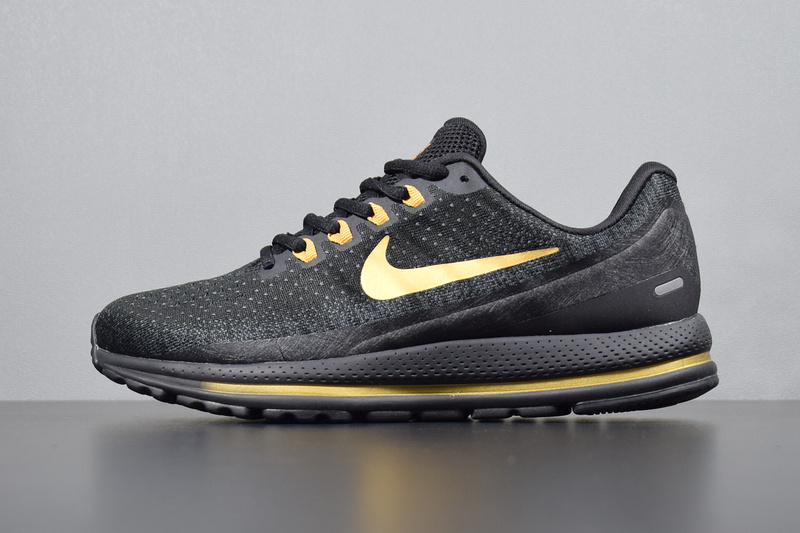 nike mens black and gold